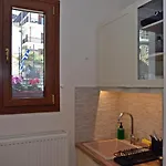 Kleodora Apartman Aráhova